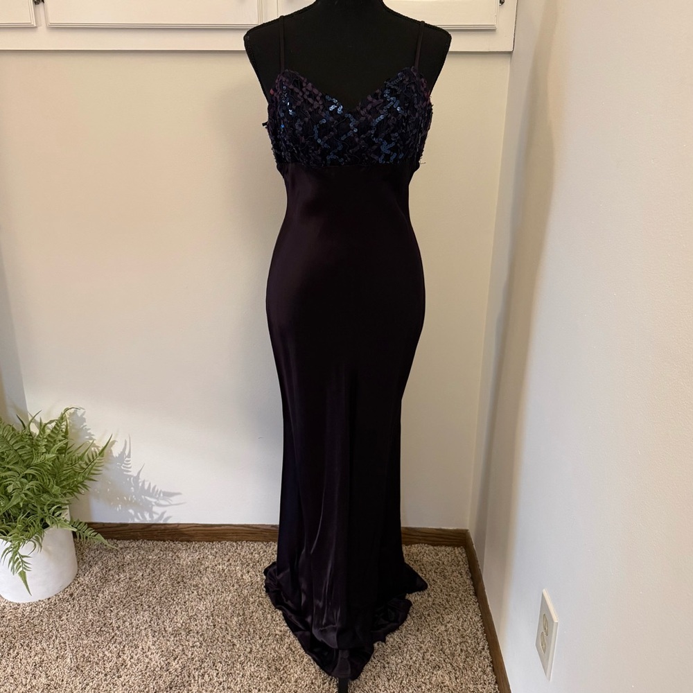 Elegant Deep Purple Sequin Dress